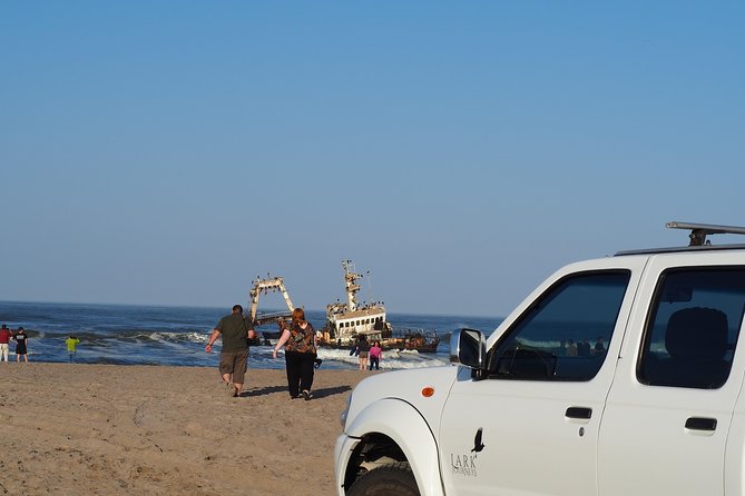 6 Day Private Guided Accommodated Namibian Loop - Coast to Sesriem: Walvis Bay lagoon, Tropic of Capricorn, and a flexible afternoon