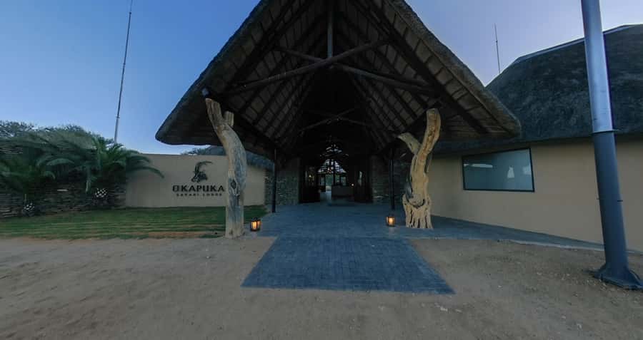From Windhoek: Okapuka Safari Lodge Day Trip - The game drive: where the wildlife variety can steal the show