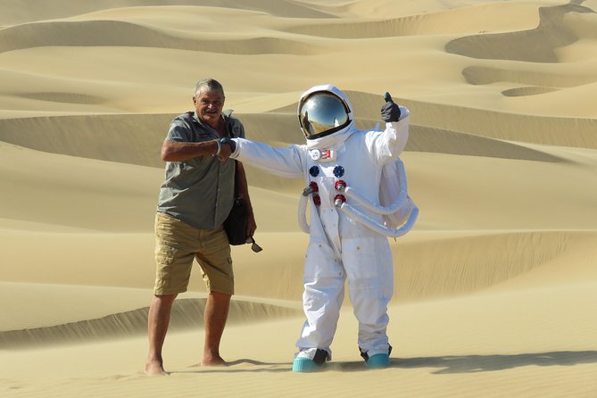 Sandwich Harbour Tour - Pelgrim Tours - The desert picnic break, why it is more than a snack
