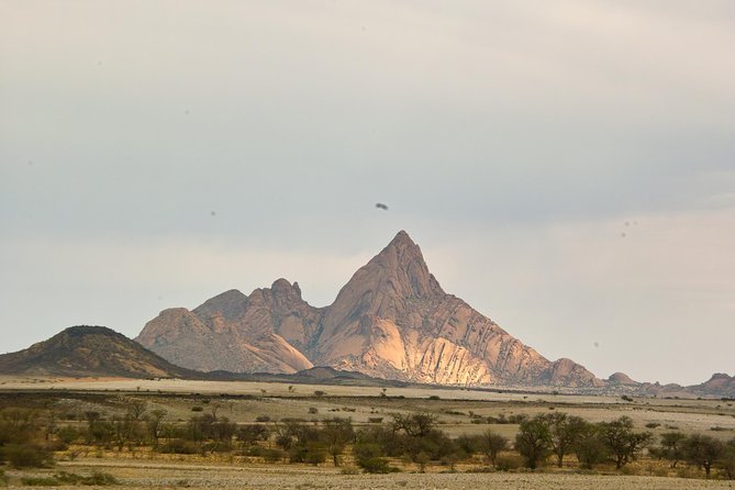 Spitzkoppe Guided Tour from Swakopmund or Walvis Bay - Spitzkoppe Core Time: Rock Art Around 2000 Years Old and Your Chance to Walk