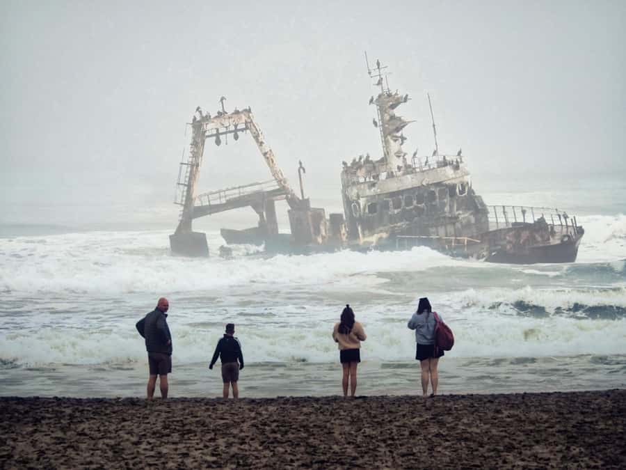 Spitzkoppe : via Zeila Shipwreck - Coast to granite, with Henties Bay in the middle