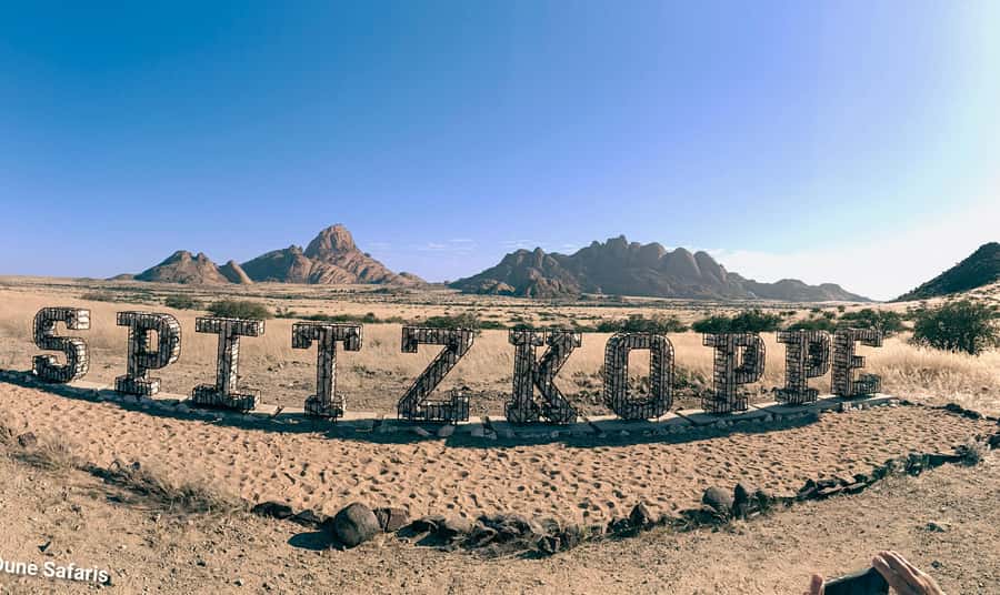 Spitzkoppe : via Zeila Shipwreck - Vlotskasbaken and the Zeila shipwreck stop