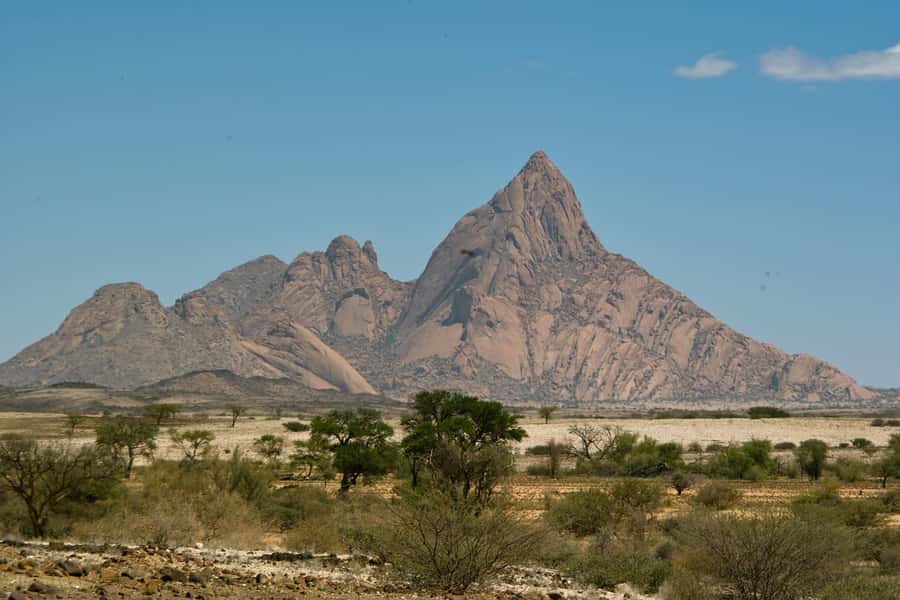 Spitzkoppe : via Zeila Shipwreck - The morning start from Swakopmund or Walvis Bay