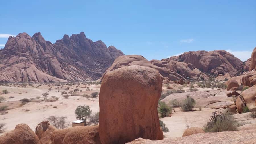 Swakopmund: Spitzkoppe Day Tour with Hotel Pickup - Spitzkoppe in a single day, with guided history and the Matterhorn of Africa views