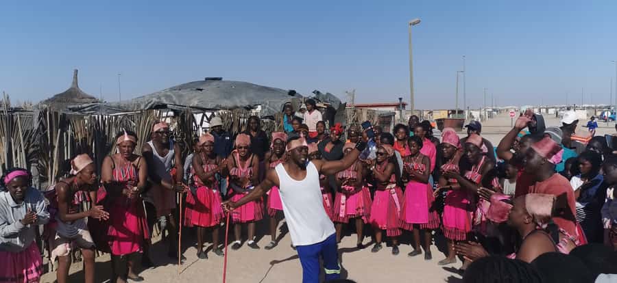 Walvis Bay: Mondesa Township Tour - School stop, arts-and-crafts center, and the open market