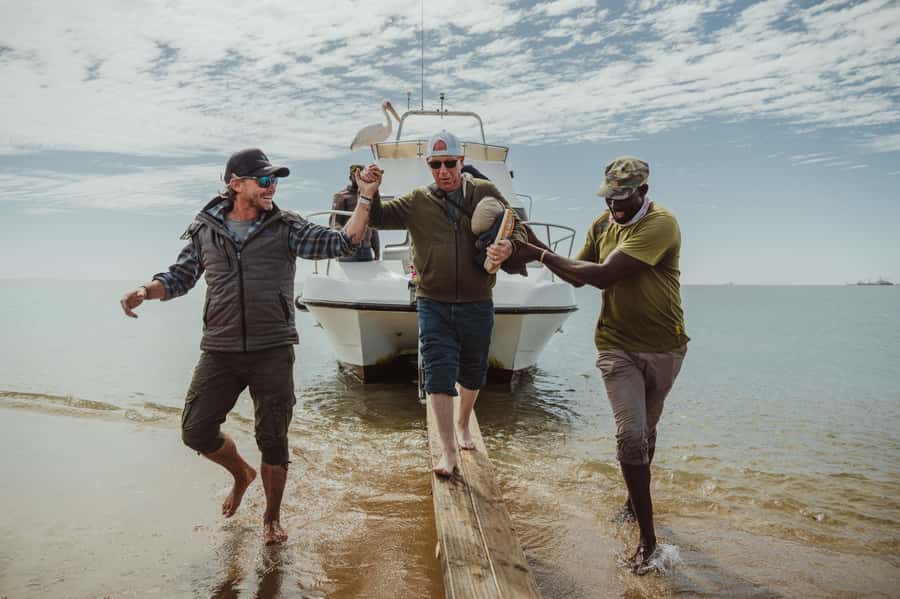 Walvis Bay: Sandwich Harbour 4x4 Trip with Beach BBQ Lunch - How long it takes and how the day flows